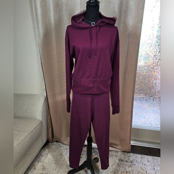 Victoria Secret Sport Hoodie with Leggings 2-piece Set - Picture 6 of 14